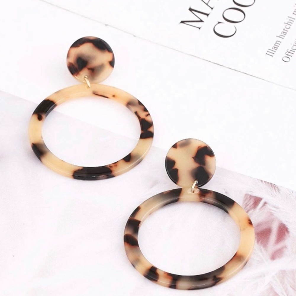 Tortoise Shell Acrylic Earrings
